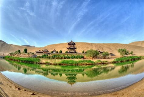 The Oasis Of Crescent Lake In Dunhuang China Random Whispers