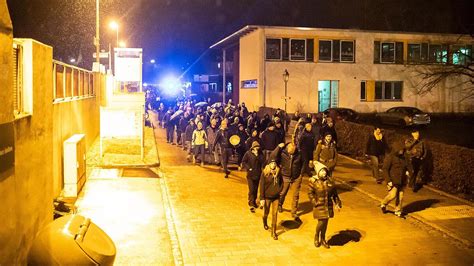 Corona Demo In Ebern Besch Ftigt Das Amtsgericht In Ha Furt Versto