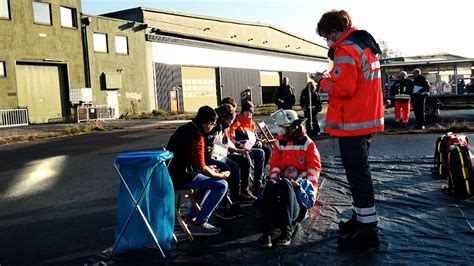 Feuerwehr Gütersloh auf Großübung nach Shuttle Unfall