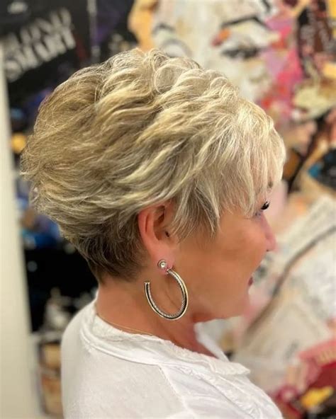 Short Haircuts And Hairstyles For Older Women Pixi Cut Lover In