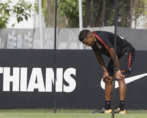 Zagueiro Yago terá seu contrato renovado Central do Timão Notícias