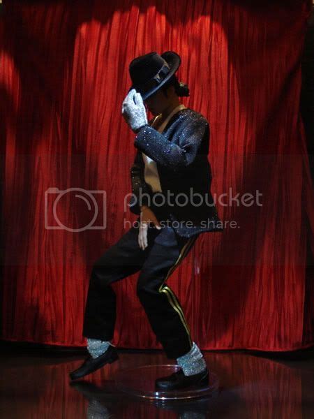 Michael Jackson By Hot Toys Pictures Mjjcommunity Michael Jackson Community