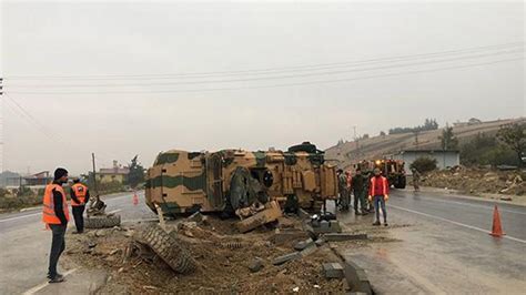 Hatay da askeri araç devrildi 3 asker yaralı Güncel Haberler