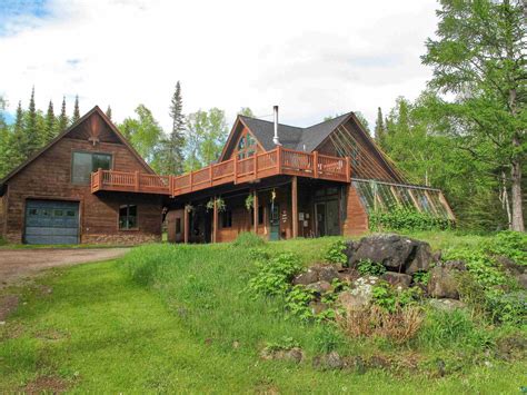 1010 E 7th Ave Grand Marais Mn 55604 Mls 6113939 Edina Realty