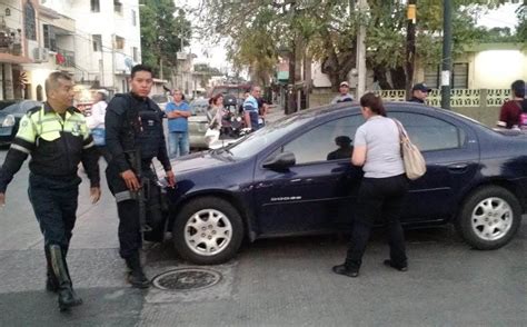 Autom Vil Arrolla A Dos Ni Os Salen Heridos Grupo Milenio