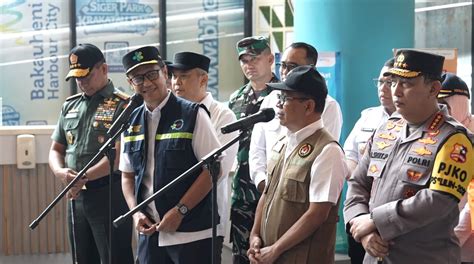 Personel Posko Kesehatan Pelabuhan Wilayah Banten Siaga Antisipasi