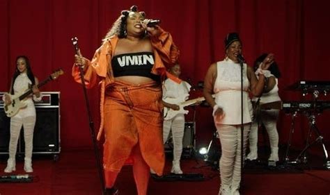 Bandwidth Lizzo Performs Rumors Covers BTS For The BBC