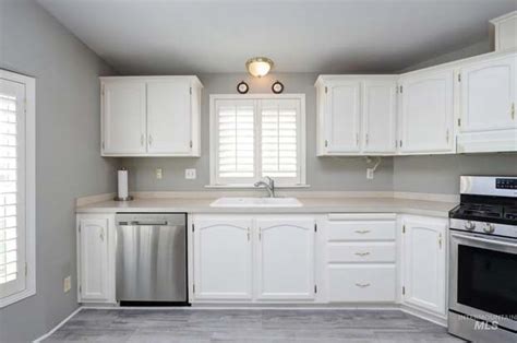 421 S Curtis Rd 202 Boise Id 83705 Mls 98843916 Redfin