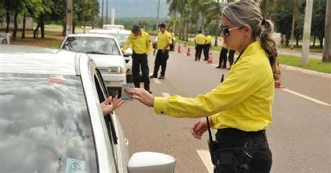 AGENTES DE TRÂNSITO PODEM GANHAR DIREITO DE PORTAR ARMA DE FOGO O