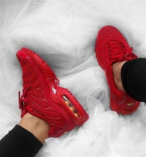 Nike Red Sneakers Sneakers Fashion Fashion Shoes Shoes Sneakers All Red Nike Shoes Cheap