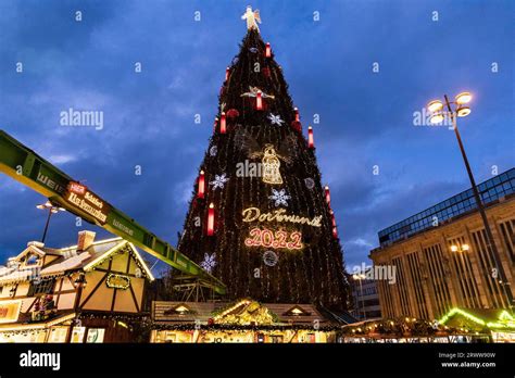 Dortmund Christmas Market With The Tall Christmas Tree Dortmund