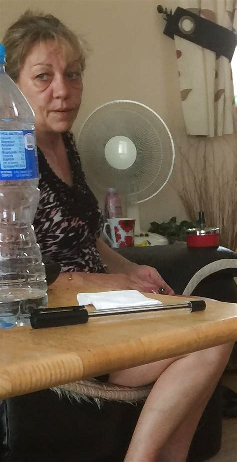 UK Mature Amateur Milf Slag Me Photo 3 19 X3vid