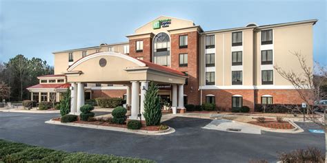 Holiday Inn Express & Suites Lavonia | Explore Georgia