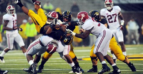 LaMichael Fanning, Alabama lineman, body-slams Missouri tailback