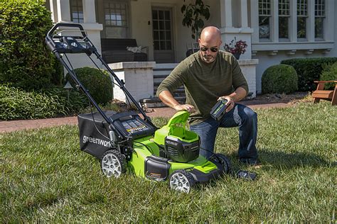 Greenworks 48 Volt 21 Inch Self Propelled Lawn Mower 2 X 5 0ah Batteries And 1 X Charger Green