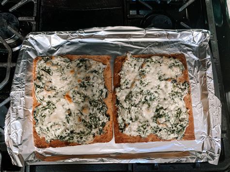 Easy Spinach Artichoke Flatbread Sarah Scoop