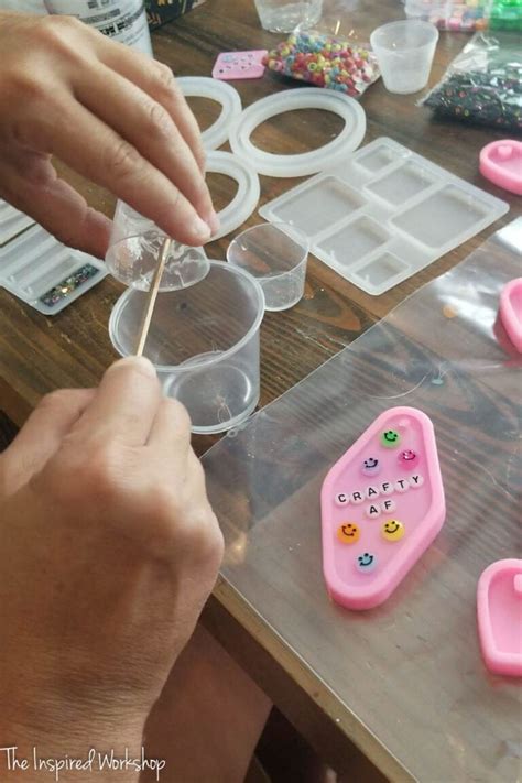 DIY Resin Keychain Ideas – The Inspired Workshop