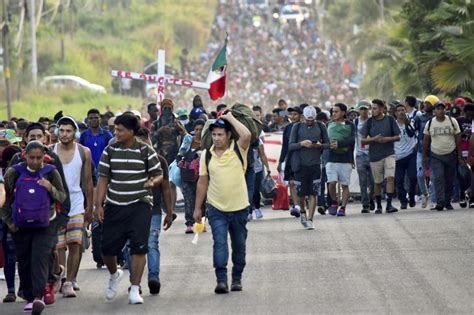 Mexico_Migrant_Caravan_44411.jpg - Washington Times