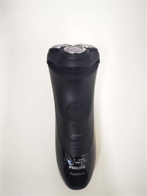 Philips Aquatouch Wet And Dry Electric Shaver With Pop Up Trimmer Beauty And Personal Care Men S