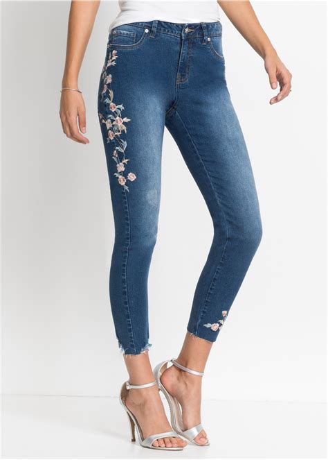 Hübsche Jeans Mit Verspielter Stickerei Und Fransensaum Blau Denim