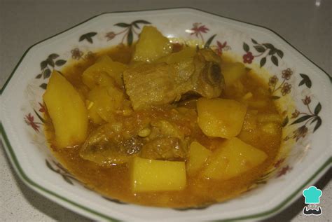 Estofado de patatas con costillas de cerdo Fácil