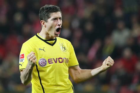 Robert Lewandowski nominowany do drużyny roku UEFA Dziennik pl