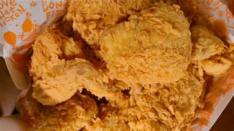 Popeyes Tv Spot 11 Piece Signature Chicken Ispot Tv