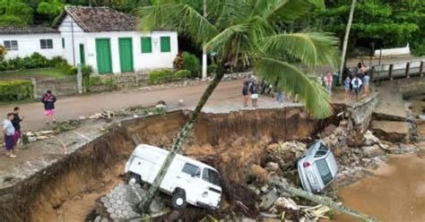 Brasil Ya Son 36 Los Muertos Por Derrumbes E Inundaciones En La Costa