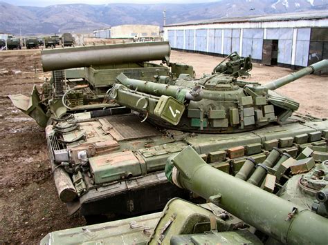 T-64 Walk Around Page 3