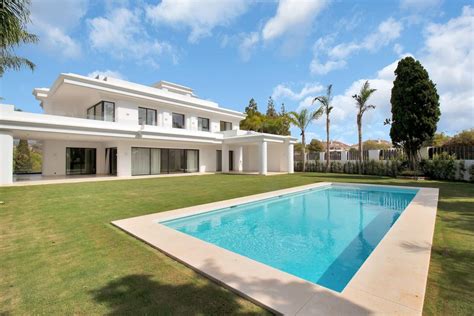 Villa Chalet De Lujo M En Venta The Golden Mile Marbella