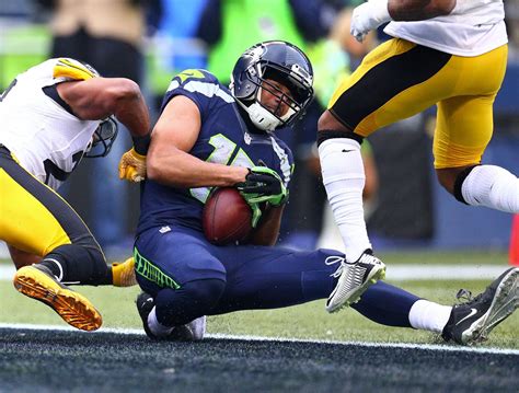 Photos Seahawks Defeat The Steelers The Seattle Times