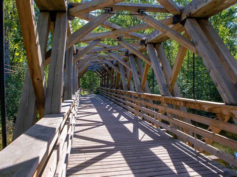 Cottonwood Island Pedestrian Bridge