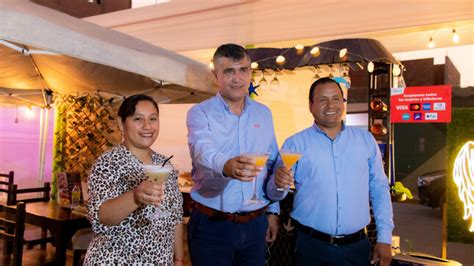 D A Del Pisco Sour Miles De Turistas Celebran El Primer Festival De