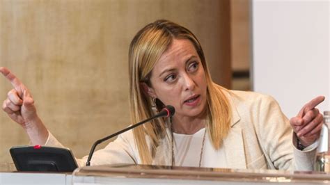 Giorgia Meloni Come Sta Dopo La Separazione Da Giambruno