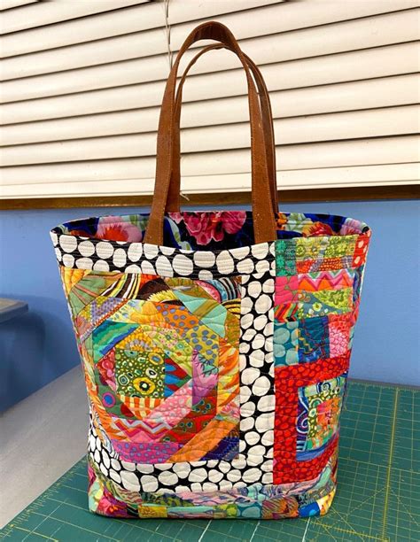 Frankenbag Tutorial Agilejack In 2021 Patchwork Bags Fabric Tote