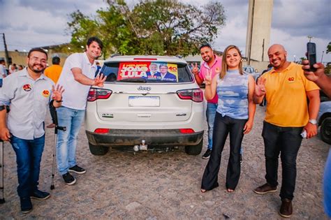 Leo Bezerra comanda adesivagem de João Azevêdo em João Pessoa