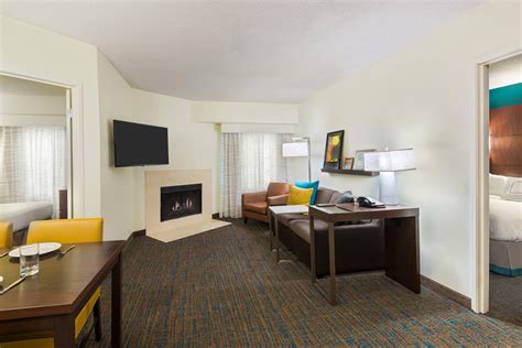 Hotels in Midtown Savannah GA | Residence Inn Savannah Midtown