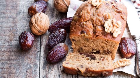 Receta de bizcocho de dátiles nueces y café