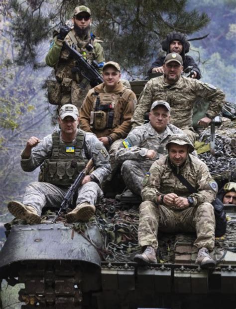 Люд0ньки,Настане мир…Війна йде до к1нця.. р0сія зни кне: ранком відома ...