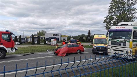 Wypadek w Zajączkowie do szpitala trafiły trzy osoby