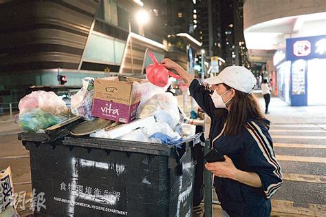 有試點住戶未獲指定袋 憂徵費反致隨處棄垃圾 三無廈不設回收鄰站遠 促增配套 20240401 要聞 每日明報 明報新聞網