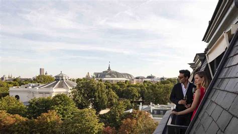 7 of the Most Romantic Hotels in Paris for Couples | TravelAge West