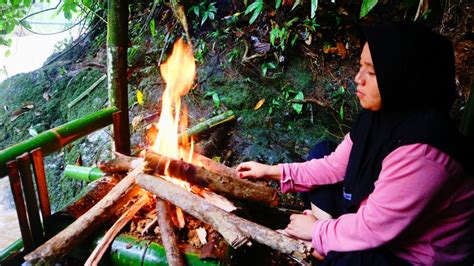 CAMPING DAN BERBURU 2 HARI 2 MALAM DALAM HUTAN MEMBUAT SHELTER BAMBU