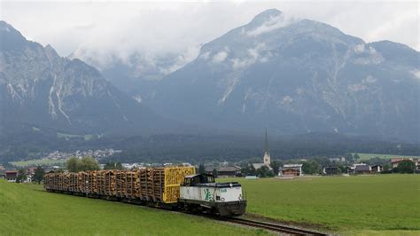 VT 23 Strass Im Zillertal TrainsPictures