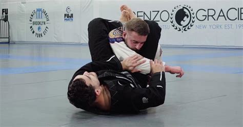 Triangle Choke In BJJ Explained Digitsu