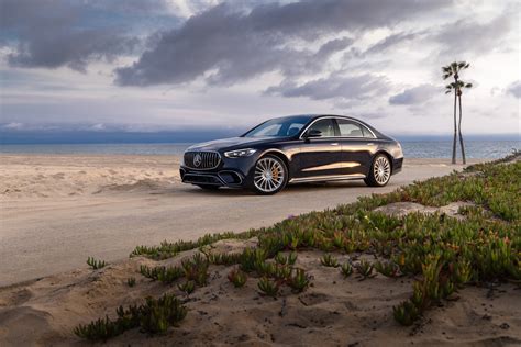 The Mercedes Amg S 63 Hybrid Is The Sport Sedan Of Quiet Luxury Bloomberg