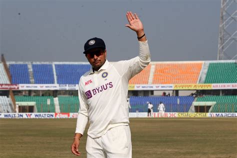 Kuldeep Yadav crosses 200 international wickets: Check Out his Numbers - myKhel