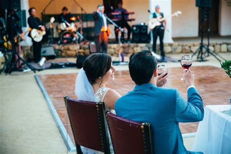 7 Tips For Giving The Best Wedding Toast Ever Weddingwire