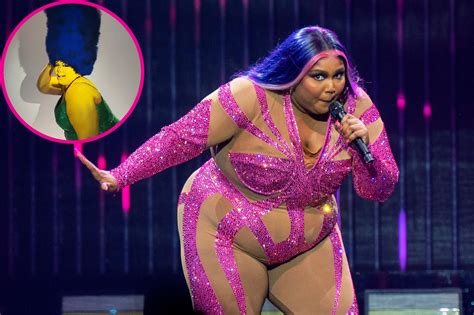 Halloween 2022 Lizzo Wears Blue Wig For Marge Simpson Costume Us Weekly