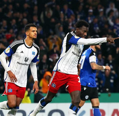 Dfb Pokal Aus In Kaiserslautern K Ln Kassiert Den N Chsten